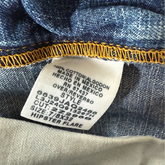 Polo Ralph Lauren Low Rise Flare Jeans - Picture 5 of 9